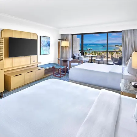 Hilton Hawaiian Village Waikiki Beach Resort-3